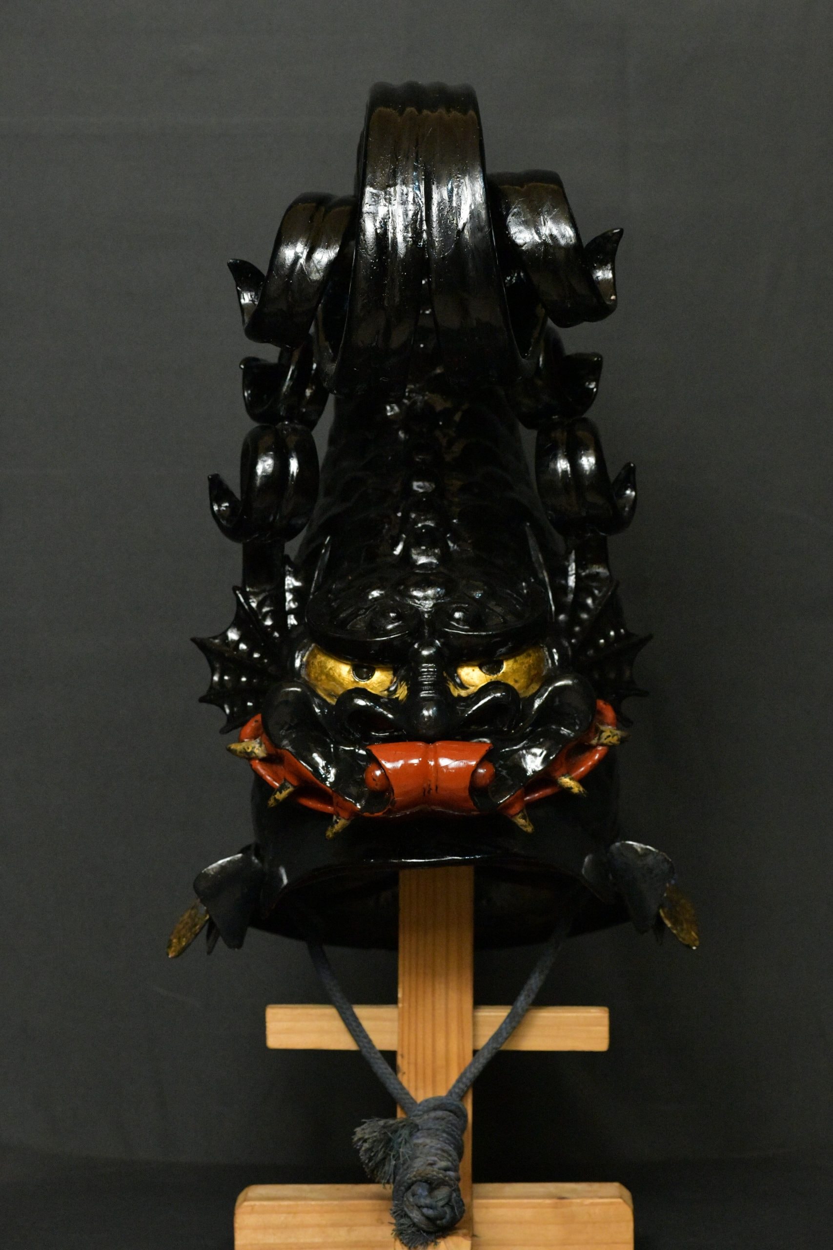Kabuto - Kawari Kabuto Shachihoko