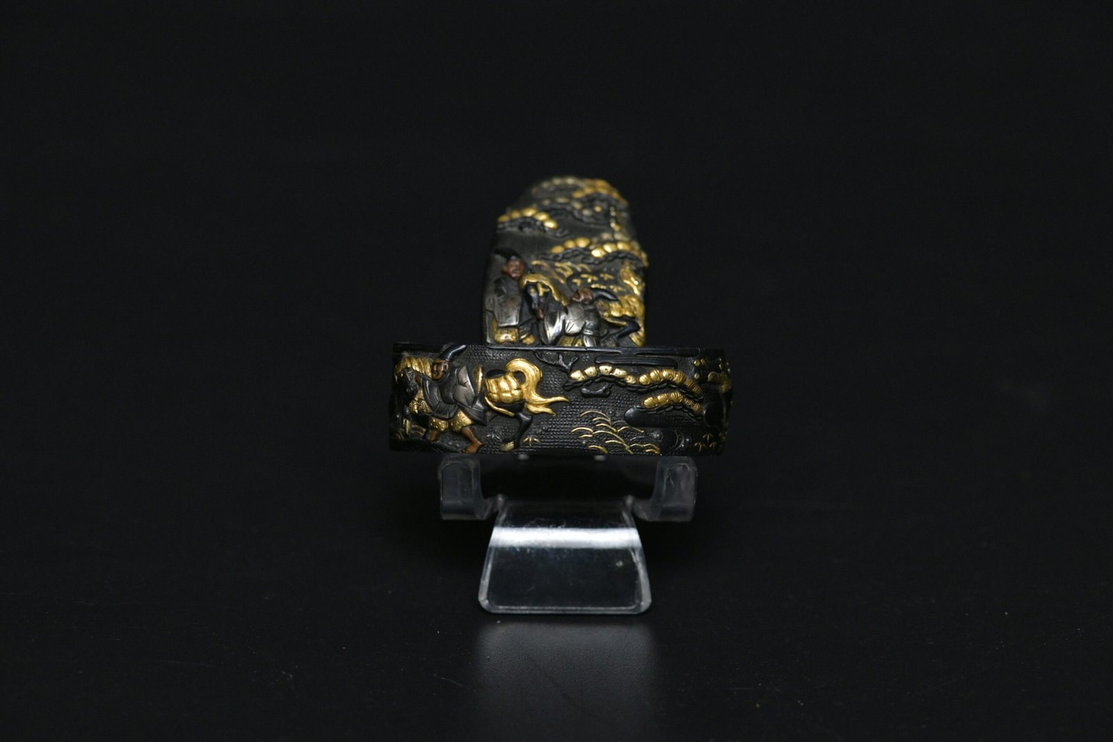 Fuchi-Kashira - by Soheishi Kitagawa Nyudo Soten Sei - Fuchi Kashira: Shakudo Horses