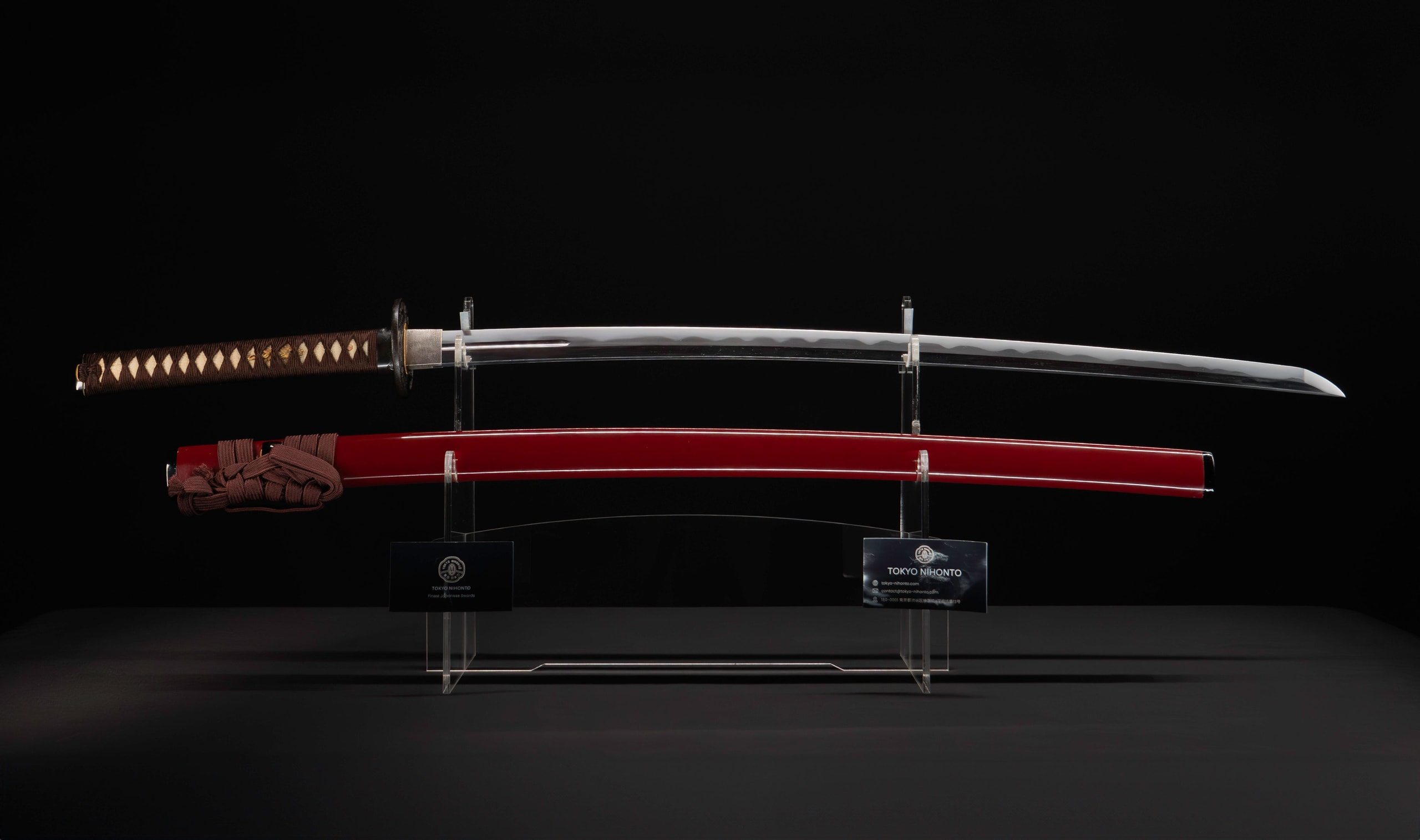 Antique Japanese Katana Sword with Notare-Gunome Hamon, Gilt Dragon Menuki and Red Lacquer Saya — Edo Period