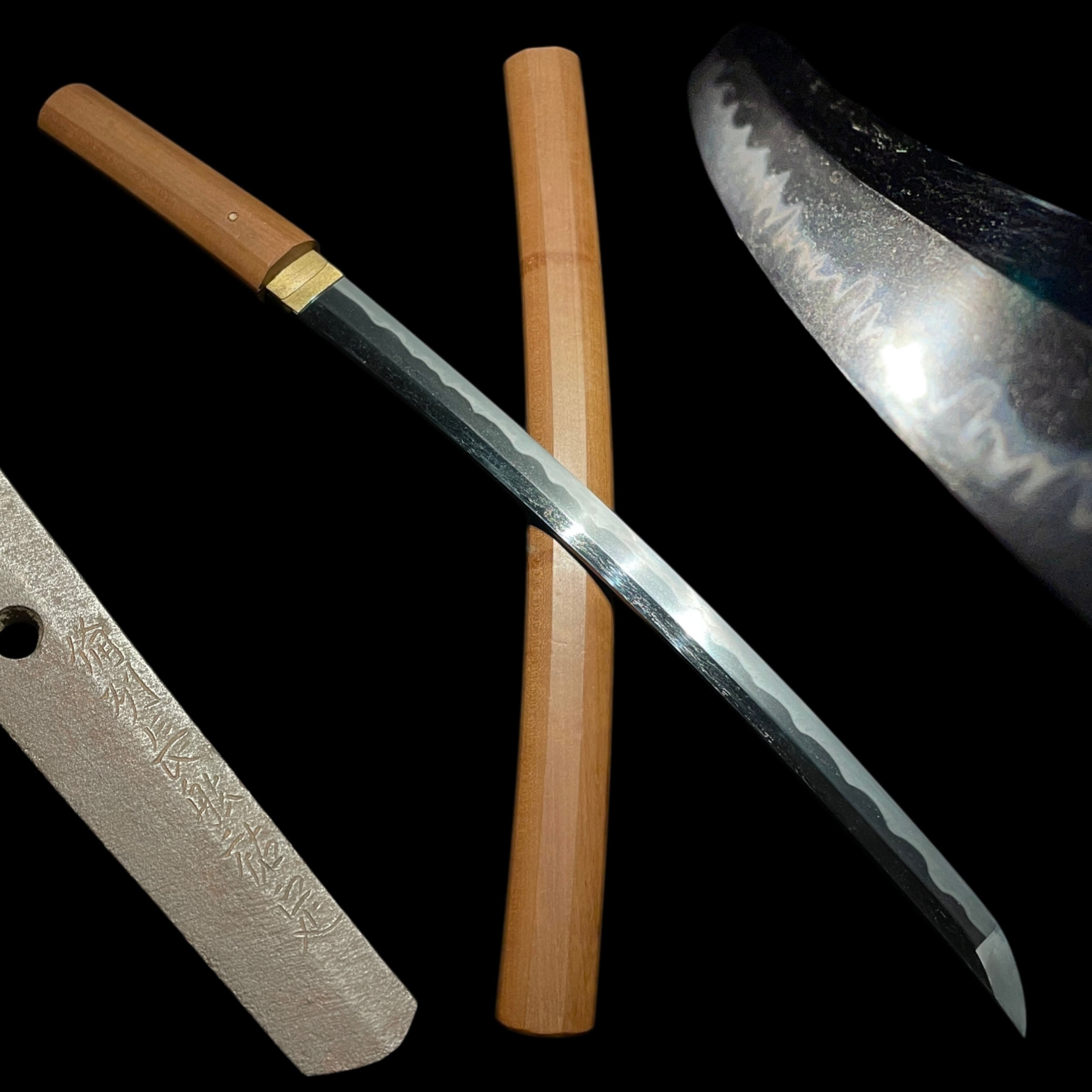 Bishuosafune Sukesada 備州長船祐定 signed wakizashi wide blade late Muromachi period