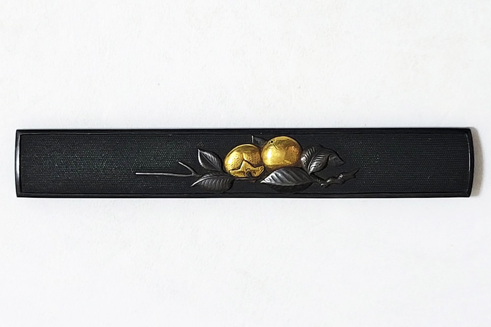 Kozuka - Tokuho - by Hamano Naotoshi - Branching Persimmon Design