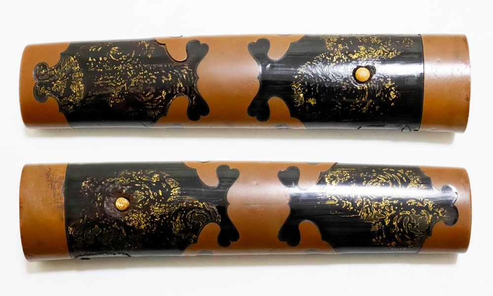 Koshirae - Hozon - Wakizashi Koshirae: Brown Brush-Mark Lacquer Saya, Inome Mon Fittings