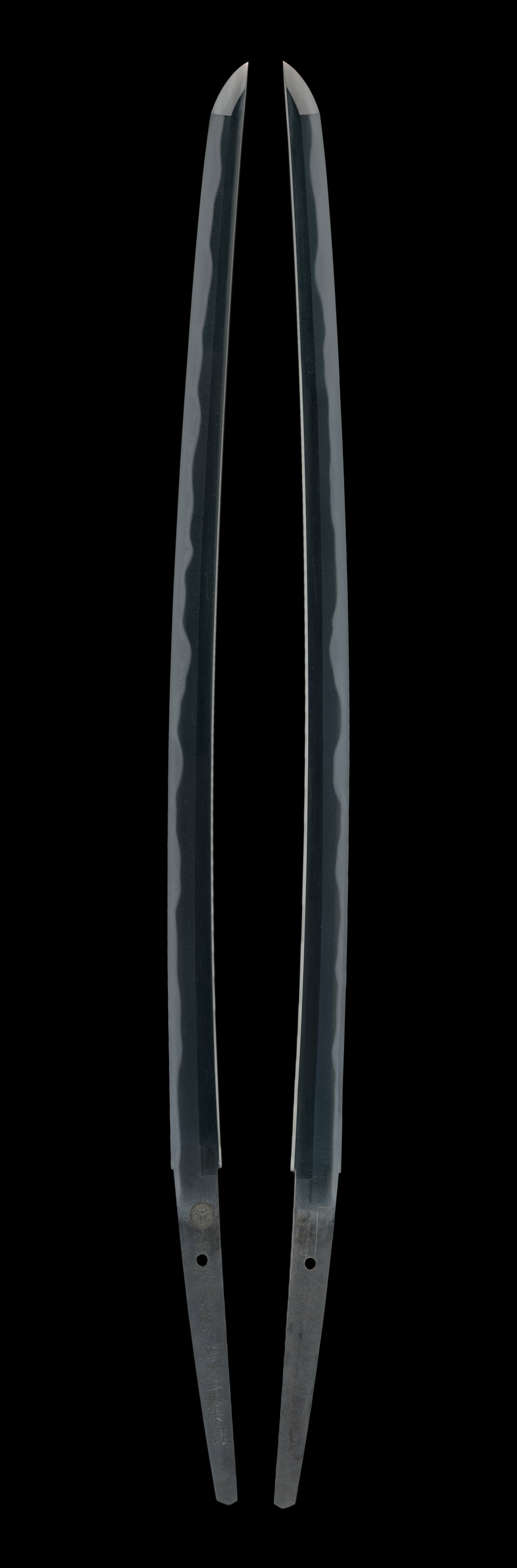 Katana - Jūyō - by Shimosaka Yasutsugu - (Aoi mon) Echizen Yasutsugu, resident of Bushū Edo