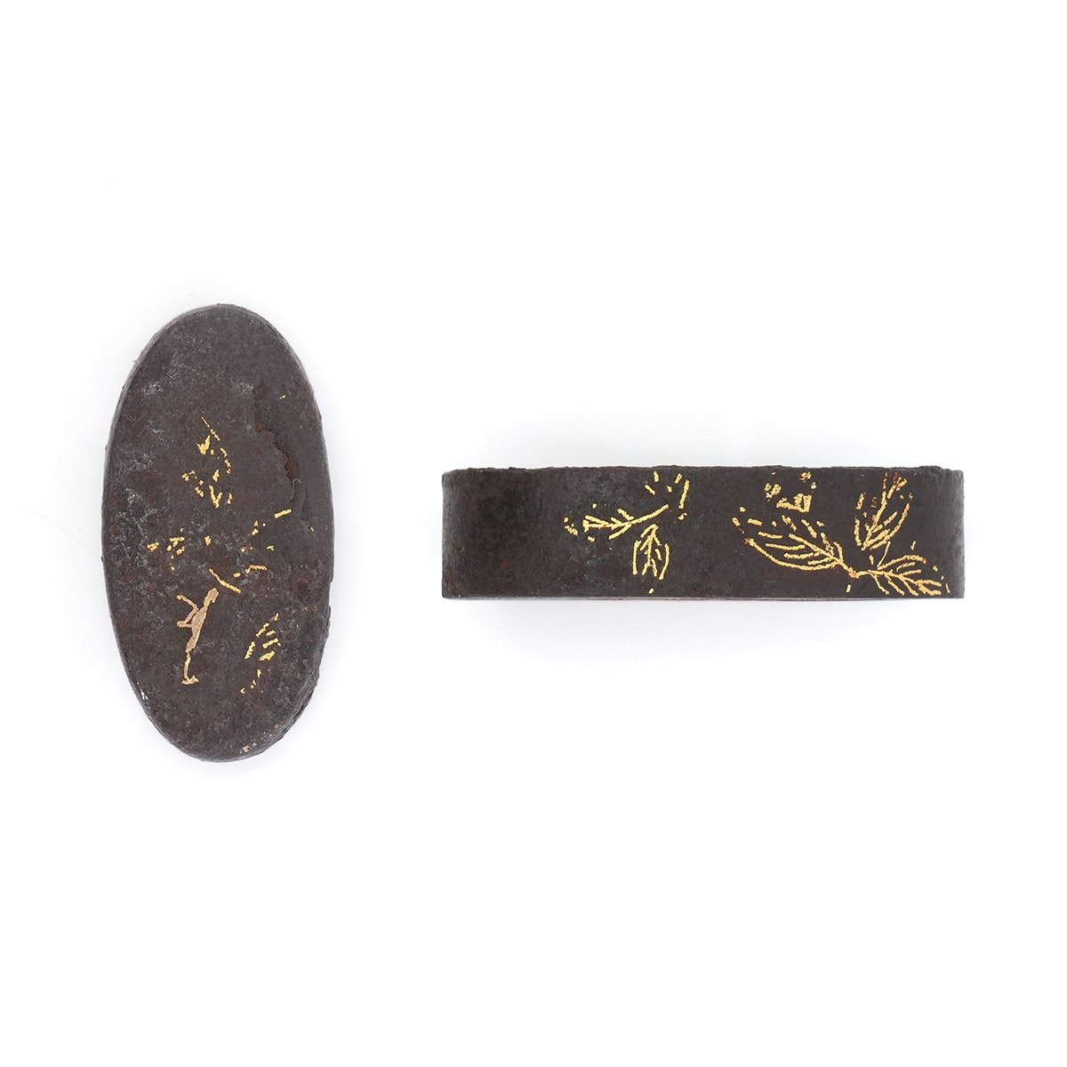Fuchi-Kashira - Fuchi-Kashira with Leaf Design - Mumei