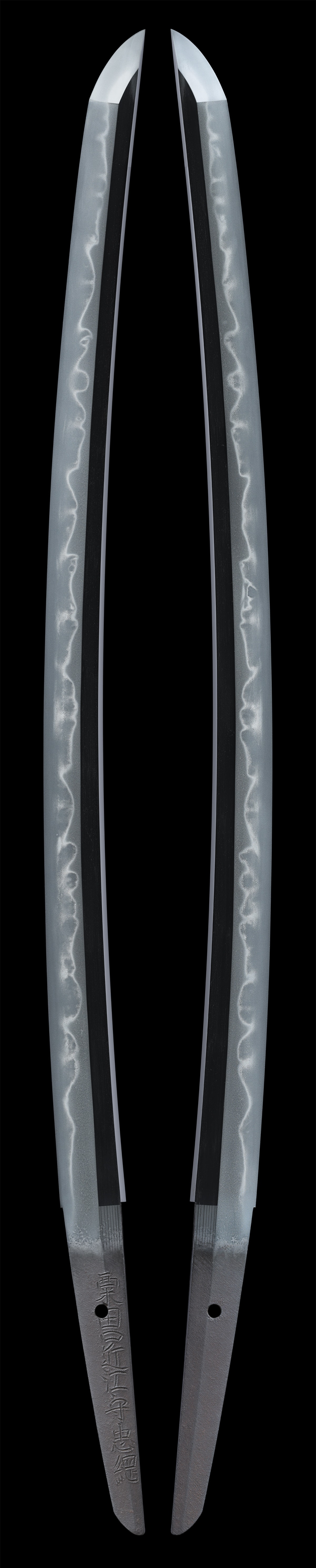 Wakizashi - Tokuho - by Shinto Tadatsuna - Awataguchi Omi-no-kami Tadatsuna (Ikkanshi Tadatsuna) - Tokubetsu Hozon Token
