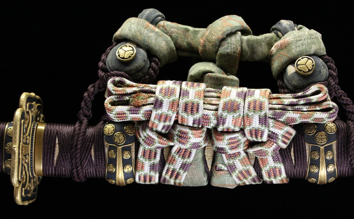 Koshirae - Tokuju - by Kaga-Goto Etsujo - Tachi Koshirae: Gold Nashiji Aoi-mon Scattered Gold Shell Maki-e Saya Itomaki Tachi Koshirae / Tsuba (Signed) Goto Etsujo (Kao)