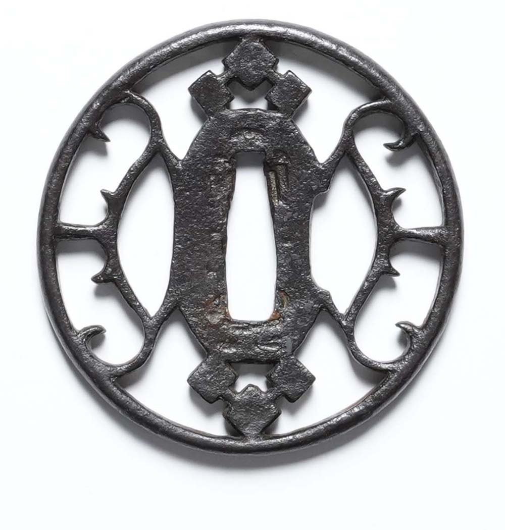 ● 金山 鐔 【千切蕨手紋透】 保存刀装具 Kanayama Tsuba